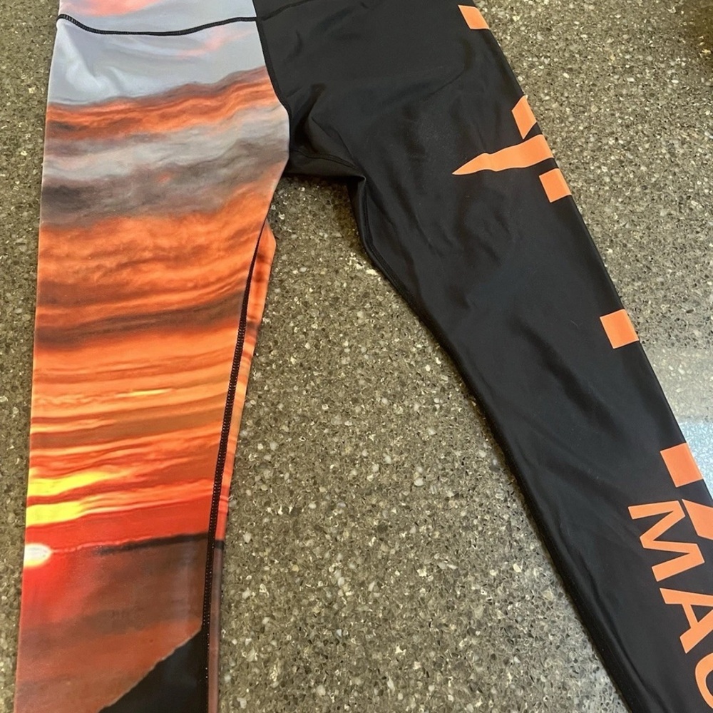 Alpha Maui Sunset Print Leggings Tropical Island